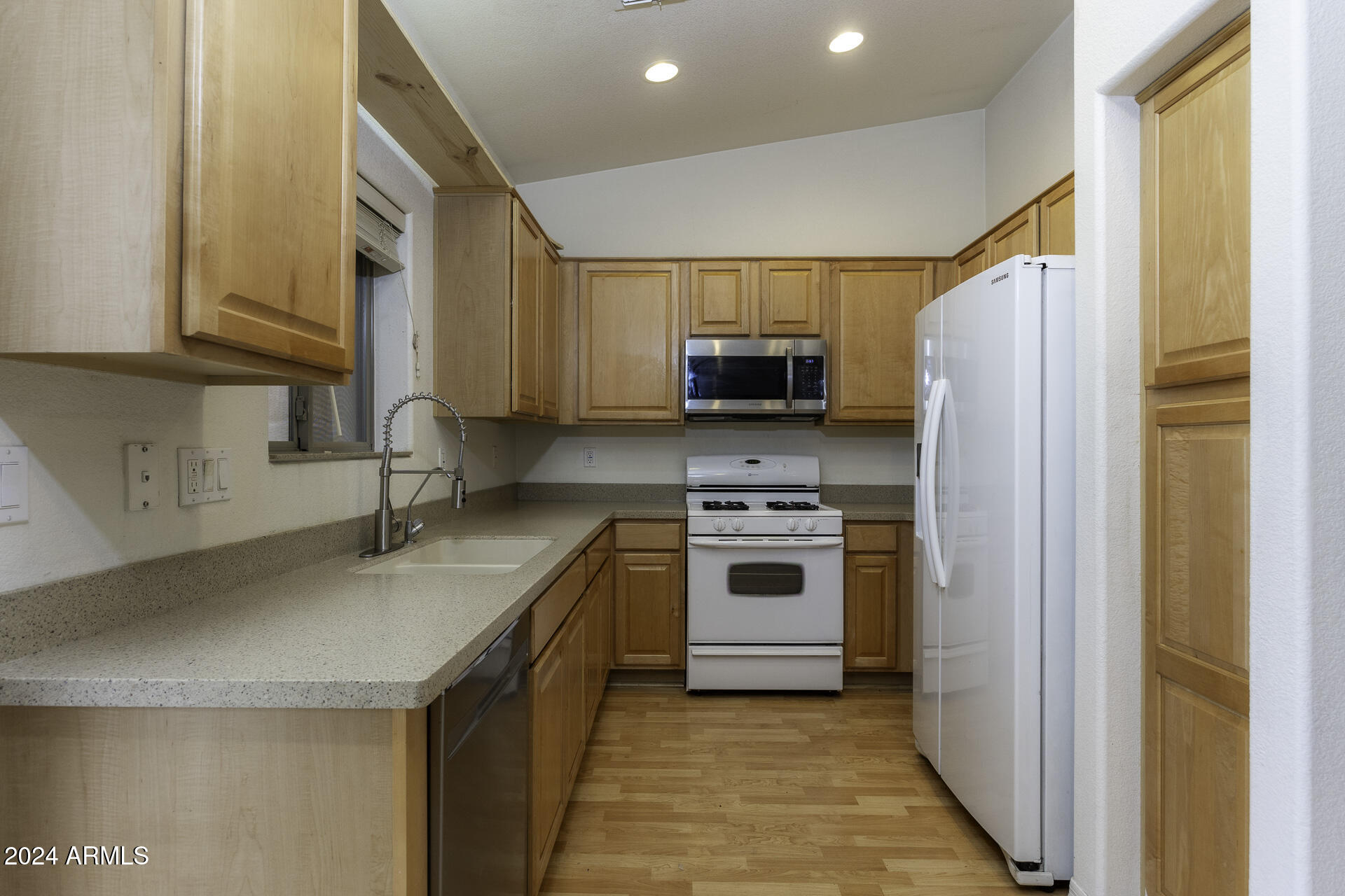 1848 East Sycamore Road Casa Grande, AZ 85122 - Photo 9 of 36 Kitchen 2