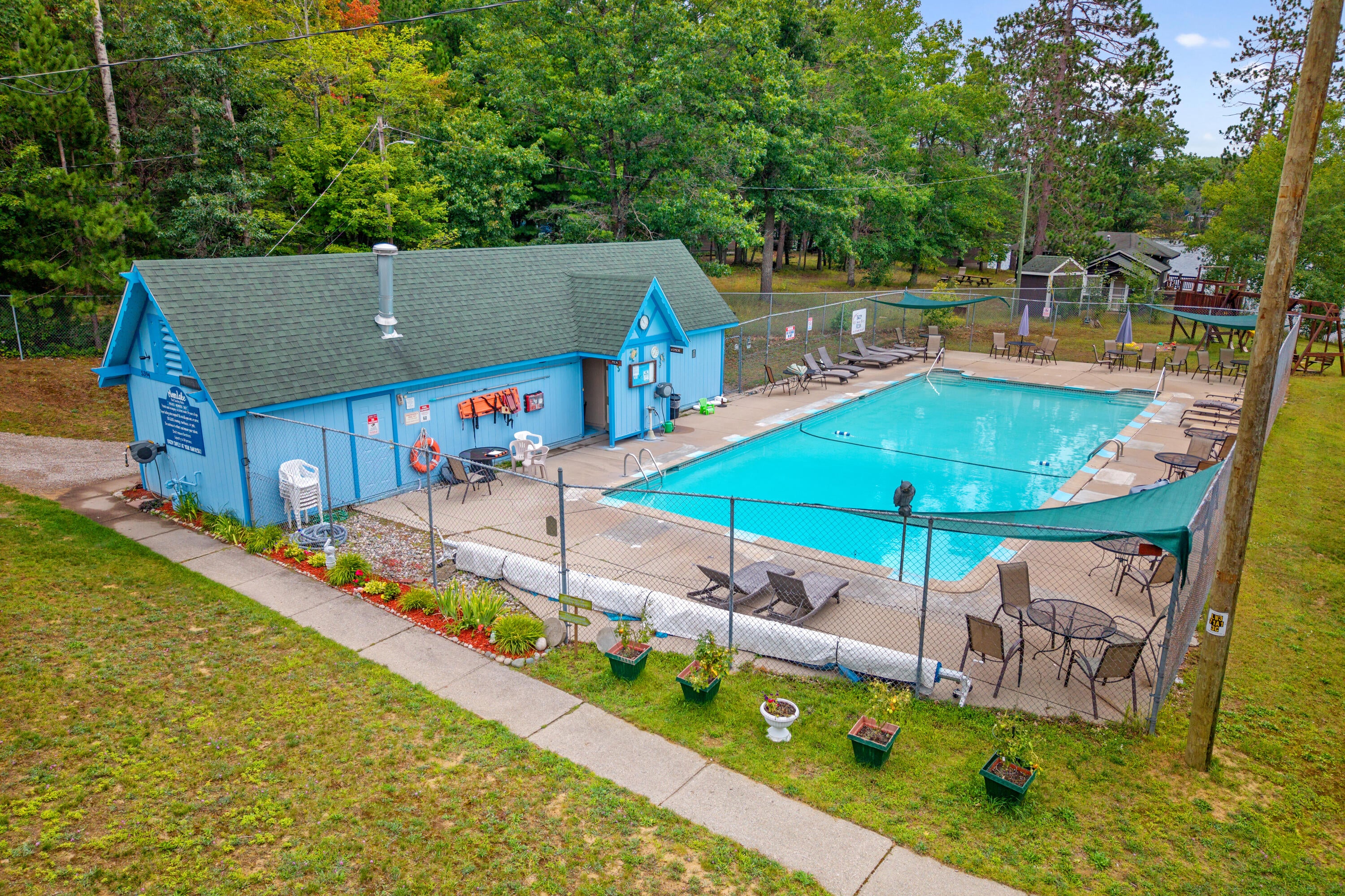 5338 Woodridge Road Lewiston, MI 49756 - Photo 11 of 16 Gallery Image 11