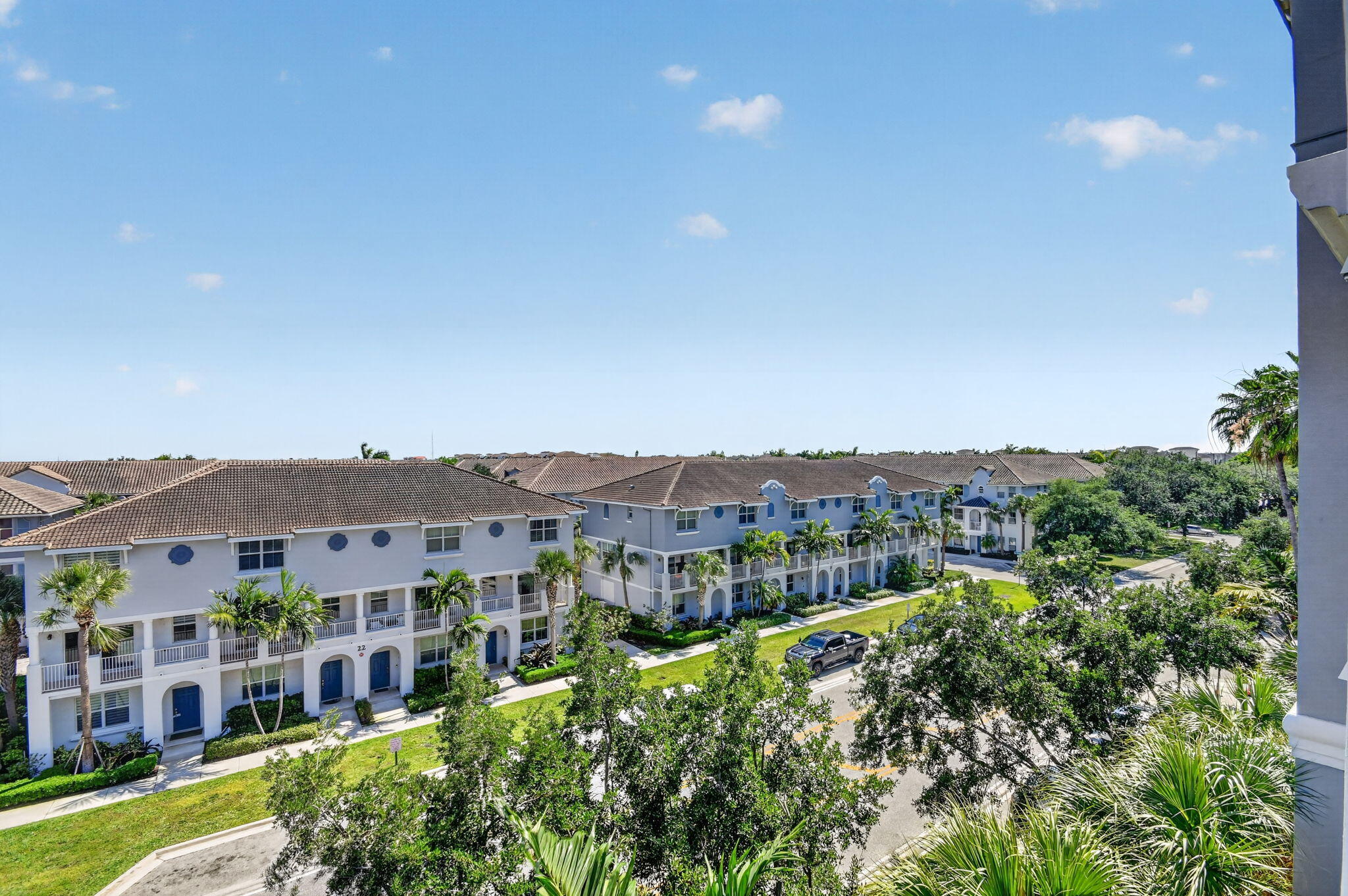 1660 Renaissance Commons Boulevard, Unit 2517 Boynton Beach, FL 33426 - Photo 40 of 93 24-web-or-mls-DSC_7069