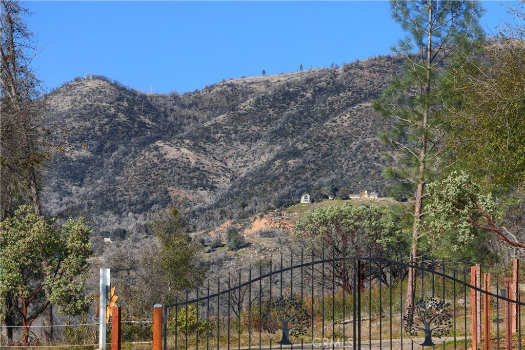 5641 Darrah Road Mariposa, CA 95338 - Photo 54 of 58 a view of a large building