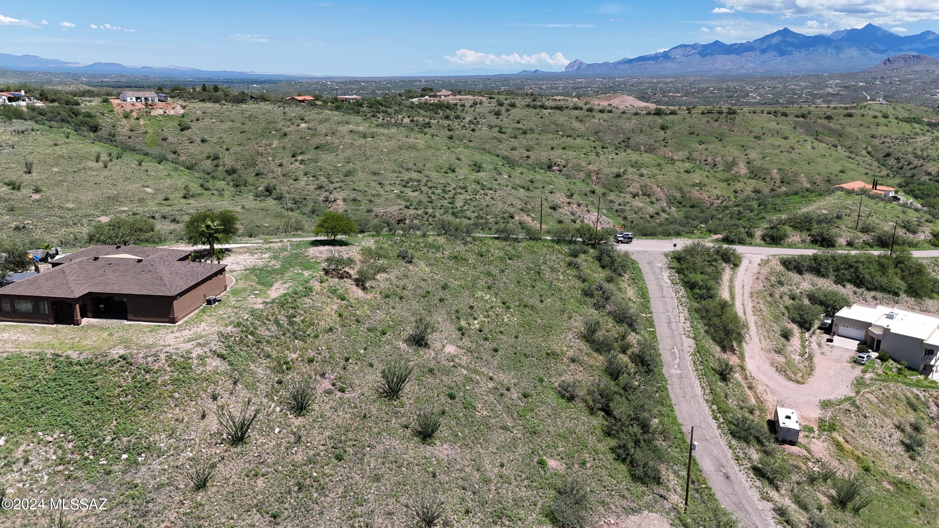 1446 Circulo Sombrero, Unit 77 Rio Rico, AZ 85648 - Photo 8 of 12