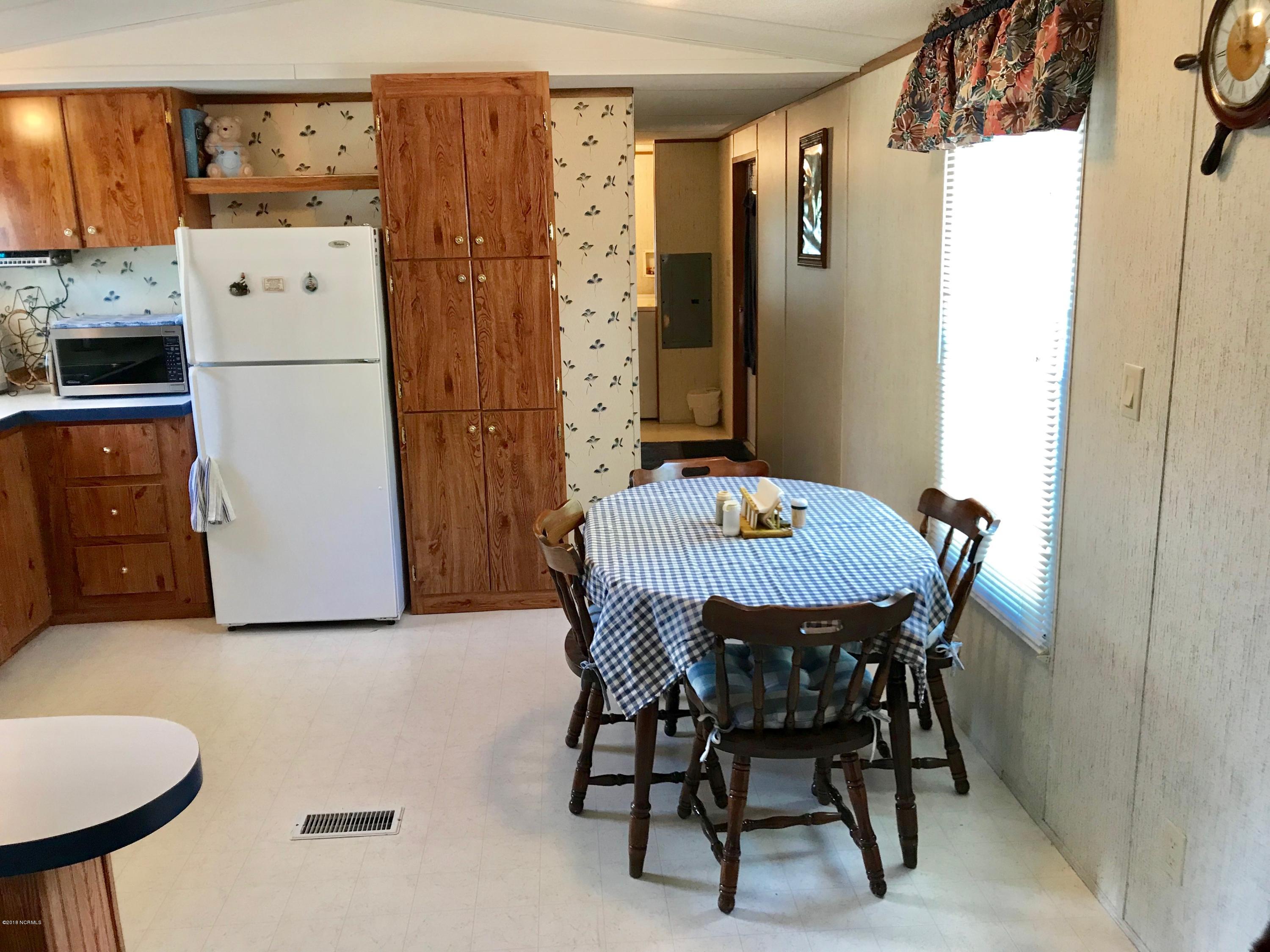 231 Sycamore Road Southport, NC 28461 - Photo 26 of 72 IMG-4740