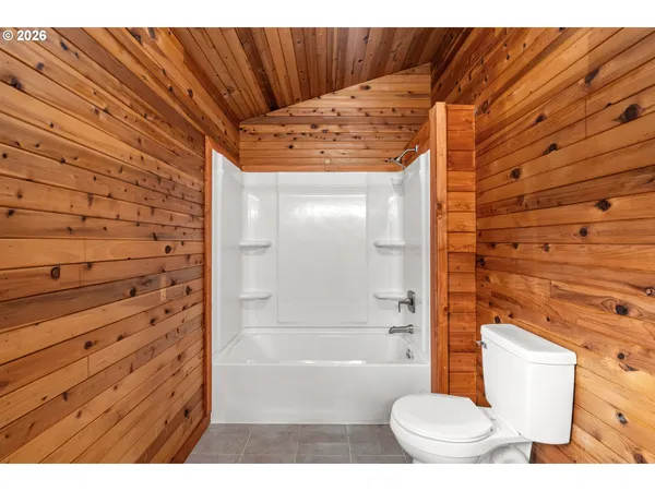 $559,900 | 1514 Burbridge Drive, Rogue River, OR 97537