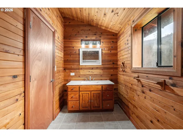 $559,900 | 1514 Burbridge Drive, Rogue River, OR 97537