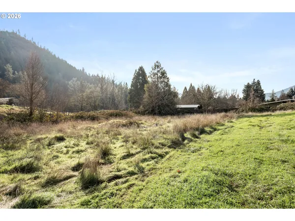 $559,900 | 1514 Burbridge Drive, Rogue River, OR 97537