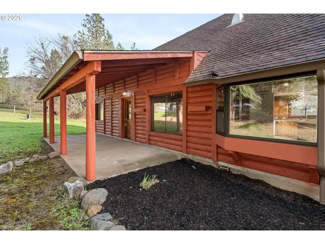 $574,900 | 1514 Burbridge Drive, Rogue River, OR 97537