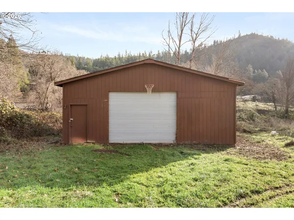 $559,900 | 1514 Burbridge Drive, Rogue River, OR 97537