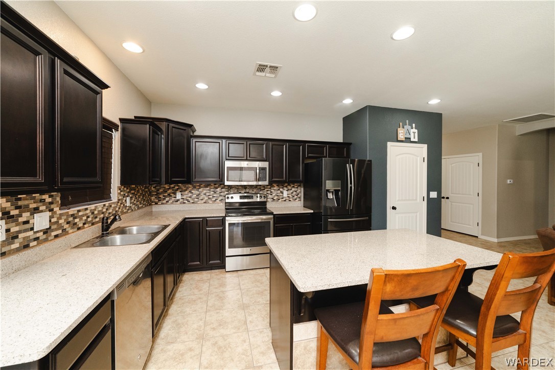 3354 Motherload Road Kingman, AZ 86401 - Photo 17 of 55 Kitchen