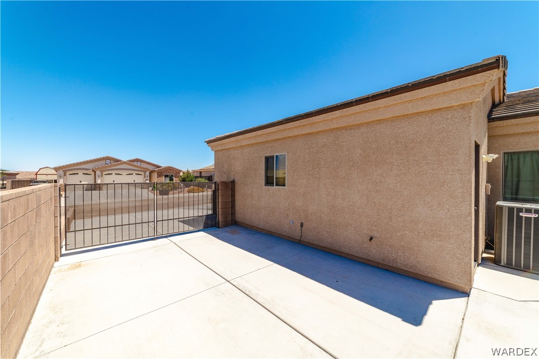 3354 Motherload Road Kingman, AZ 86401 - Photo 54 of 55 Parking