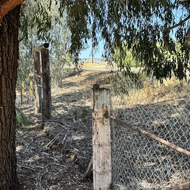 31895 Nicolas Road Temecula, CA 92591 - Photo 14 of 18