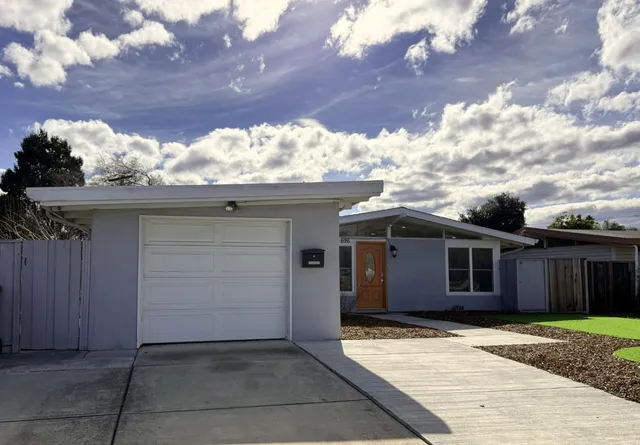 $1,580,000 | 696 Lakehaven Drive, Sunnyvale, CA 94089