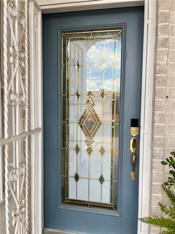 2113 South 3rd Street McAllen, TX 78503 - Photo 4 of 26 an entrance view