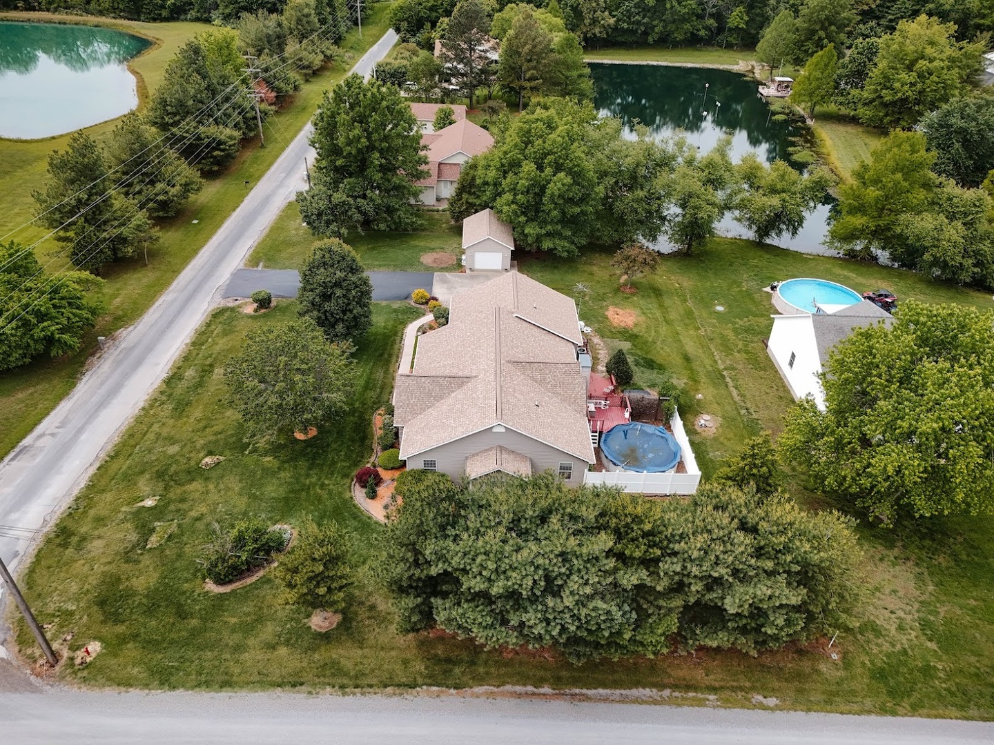 15136 Eastland Road Marion, IL 62959 - Photo 46 of 49 an aerial view of a house
