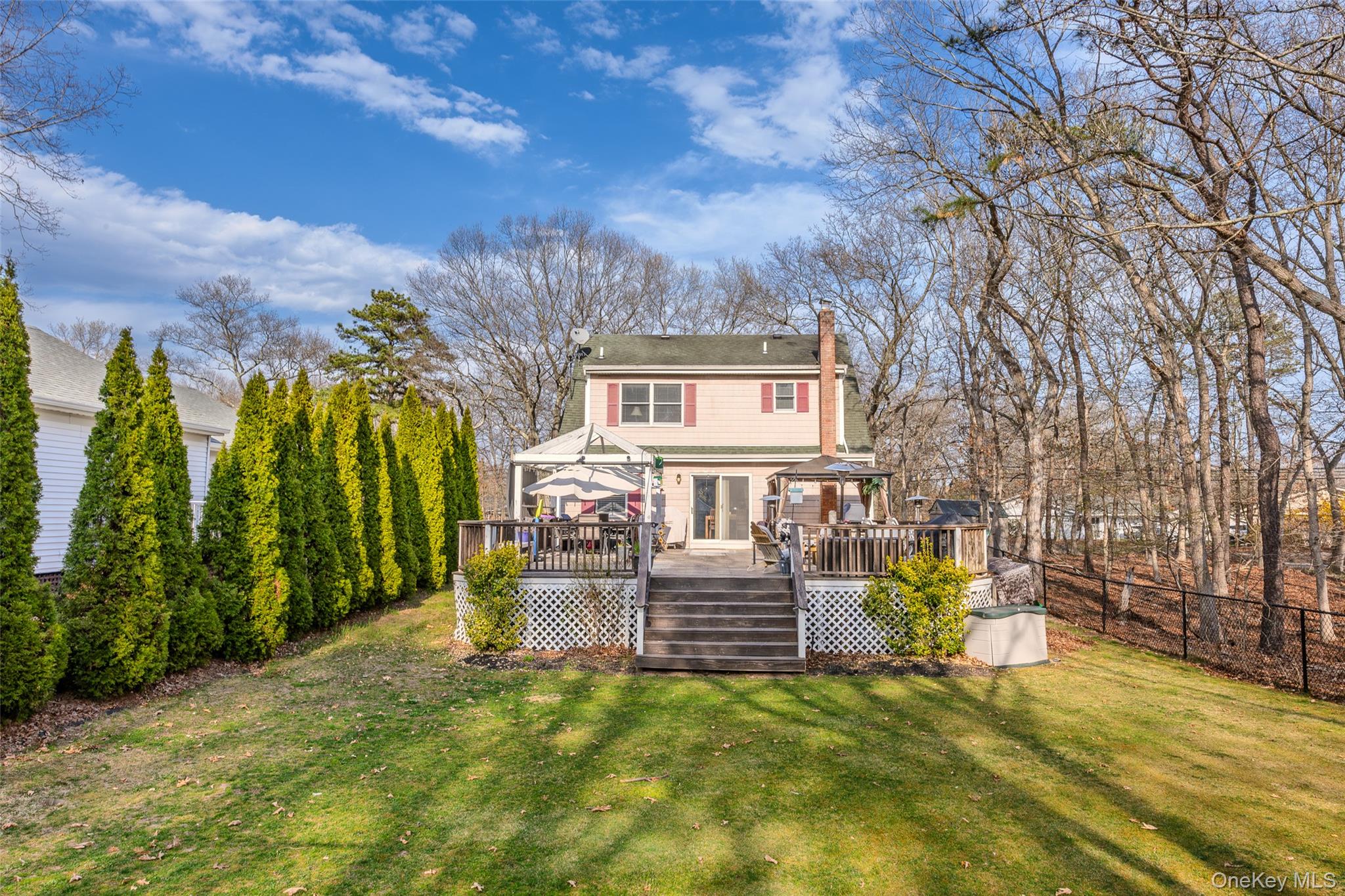 278 Ridge Road Ridge, NY 11961 - Photo 4 of 35