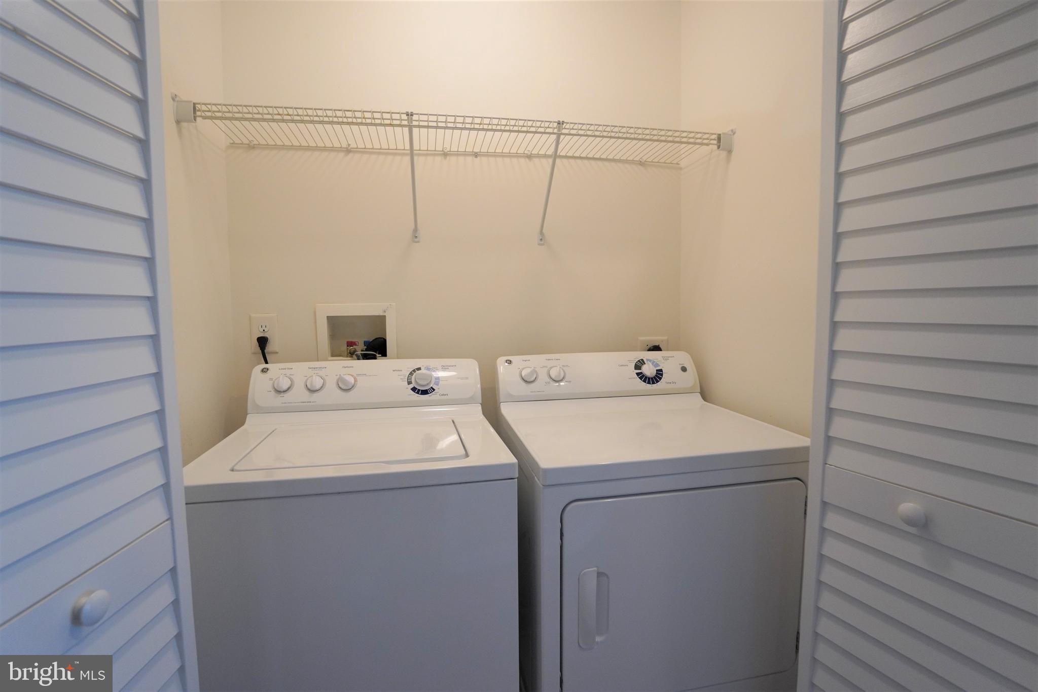 900 Susan Circle North Wales, PA 19454 - Photo 29 of 30 a utility room with dryer and washer