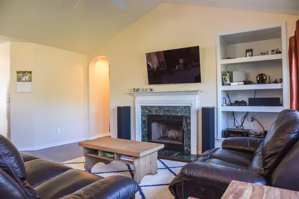 $2,800 | 1617 Pin Oak Cut, Mount Pleasant, SC 29466