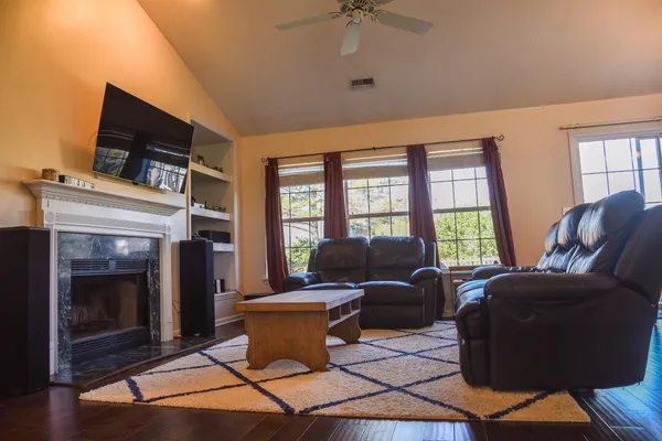 $2,800 | 1617 Pin Oak Cut, Mount Pleasant, SC 29466