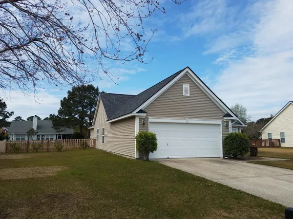 $2,800 | 1617 Pin Oak Cut, Mount Pleasant, SC 29466