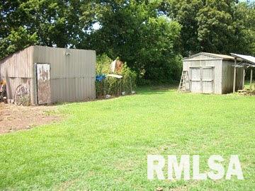 1704 Walnut Hill Road Centralia, IL 62801 - Photo 11 of 11 Gallery Image 11