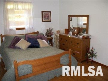 1704 Walnut Hill Road Centralia, IL 62801 - Photo 7 of 11 Gallery Image 7