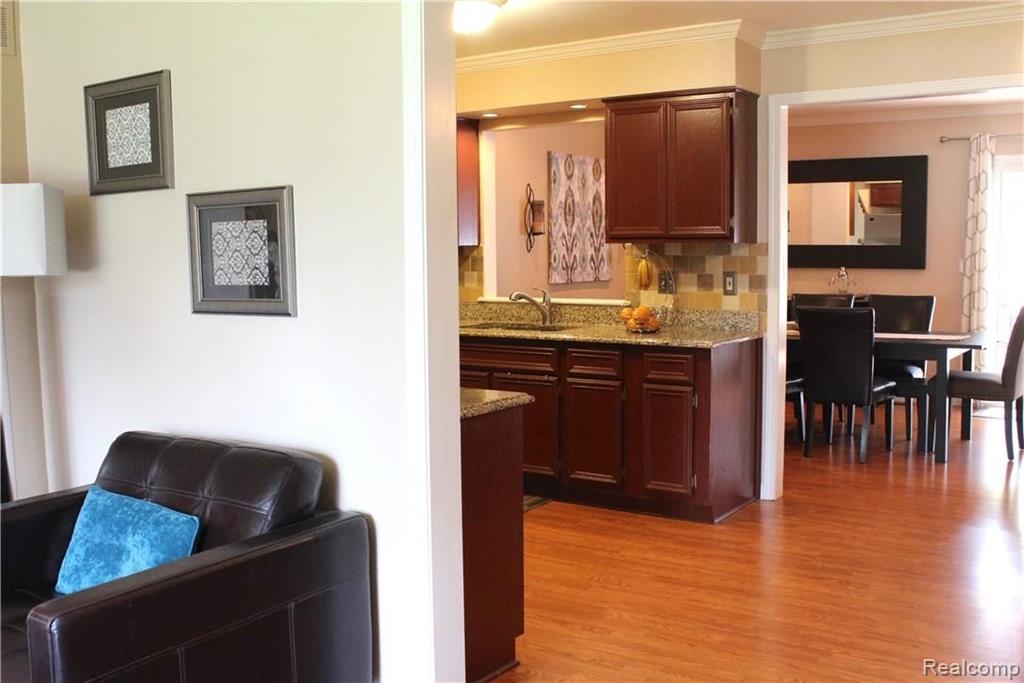 175 Arlington Drive Rochester, MI 48307 - Photo 6 of 26