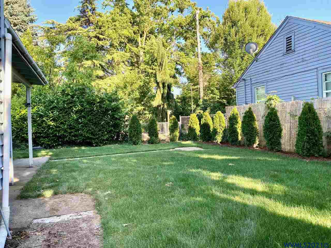2010 Market Street Northeast Salem, OR 97301 - Photo 19 of 20