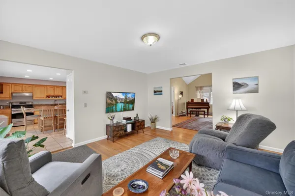 $799,000 | 10 Sloane Court, Stony Point, NY 10980