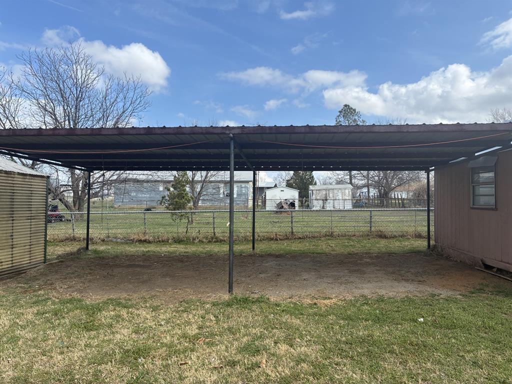 111 Lamar Street Olney, TX 76374 - Photo 17 of 29