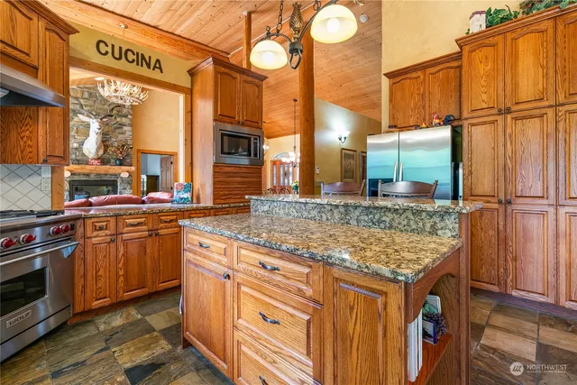 $1,399,000 | 4126 Caron Road, Deming, WA 98244