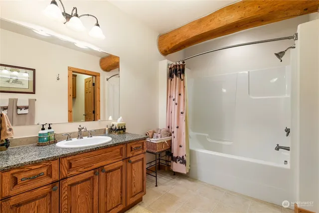 $1,399,000 | 4126 Caron Road, Deming, WA 98244