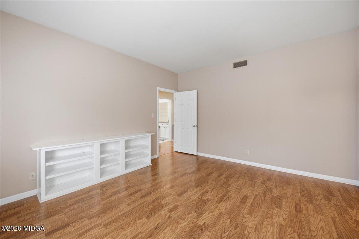 4935 Rivoli Drive, Unit F Macon, GA 31210 - Photo 6 of 25 05-W7A3661