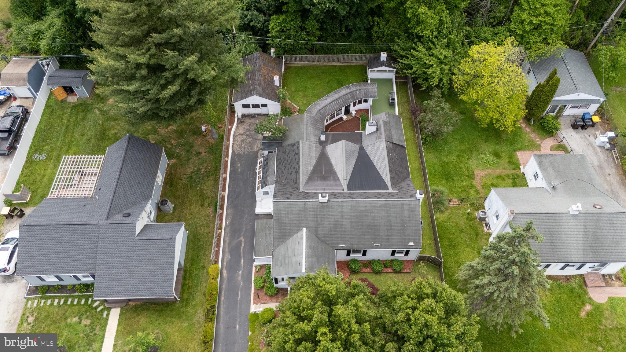 14 Beryl Road Paoli, PA 19301 - Photo 4 of 54
