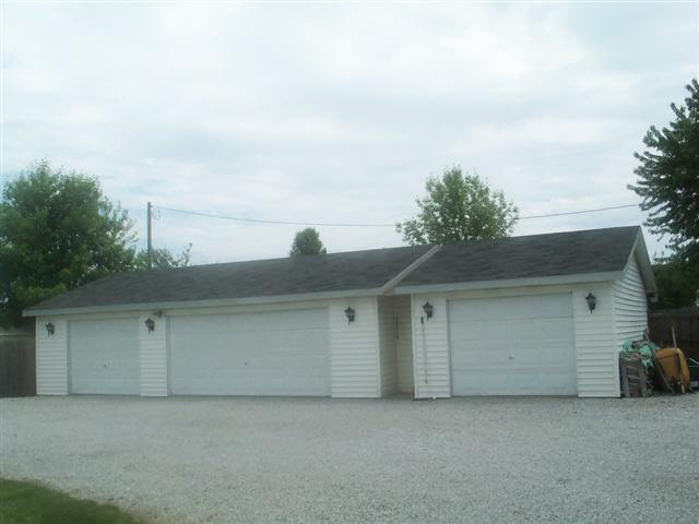 115 South Taylor Road Garrett, IN 46738 - Photo 15 of 16 Gallery Image 15