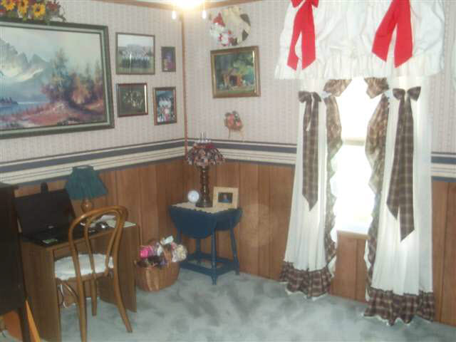 115 South Taylor Road Garrett, IN 46738 - Photo 9 of 16 Gallery Image 9