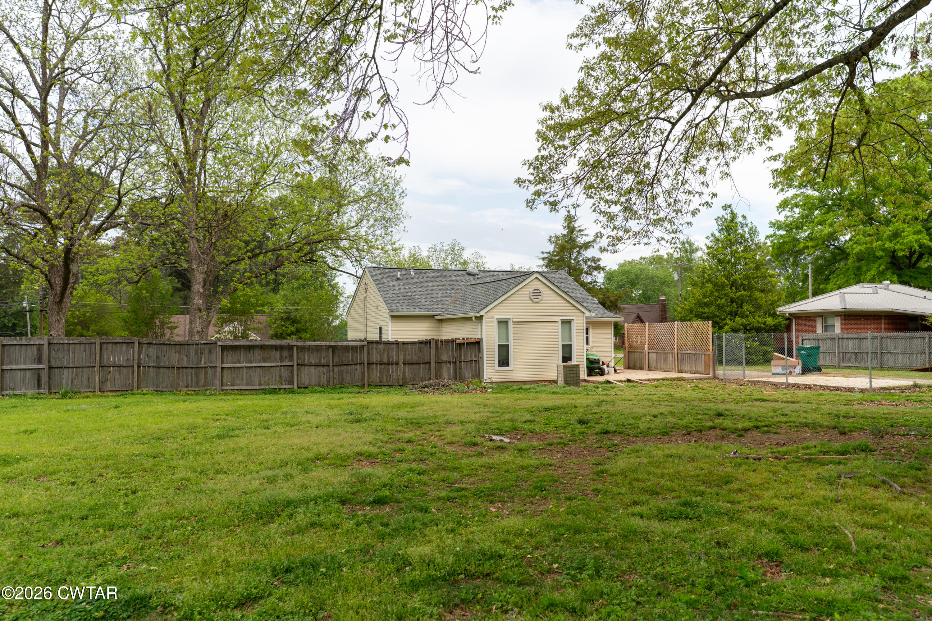 252 Bolivar Highway Jackson, TN 38301 - Photo 11 of 35 252BolivarHwy-0051-HDR