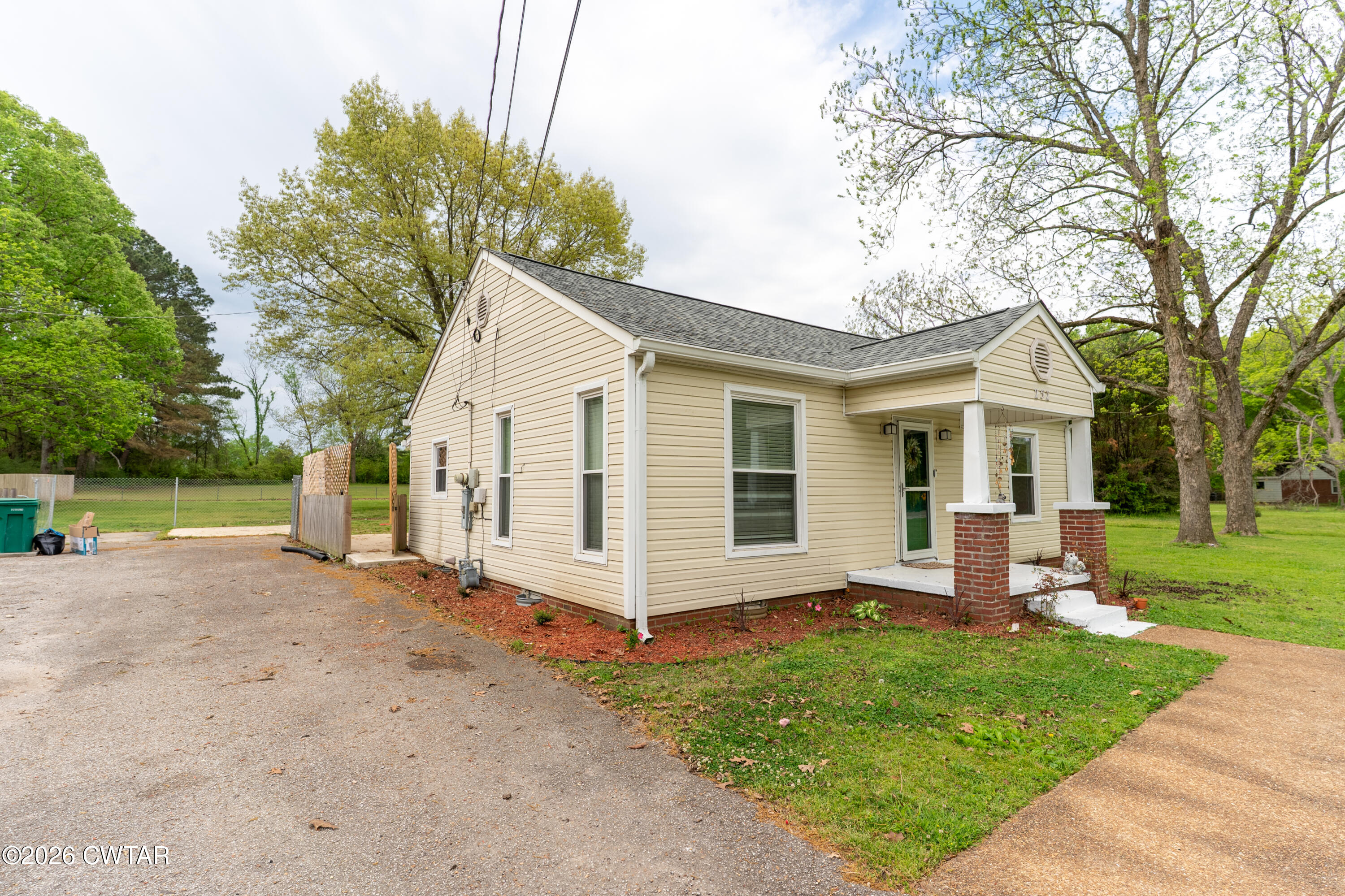252 Bolivar Highway Jackson, TN 38301 - Photo 2 of 35 252BolivarHwy-0001-HDR