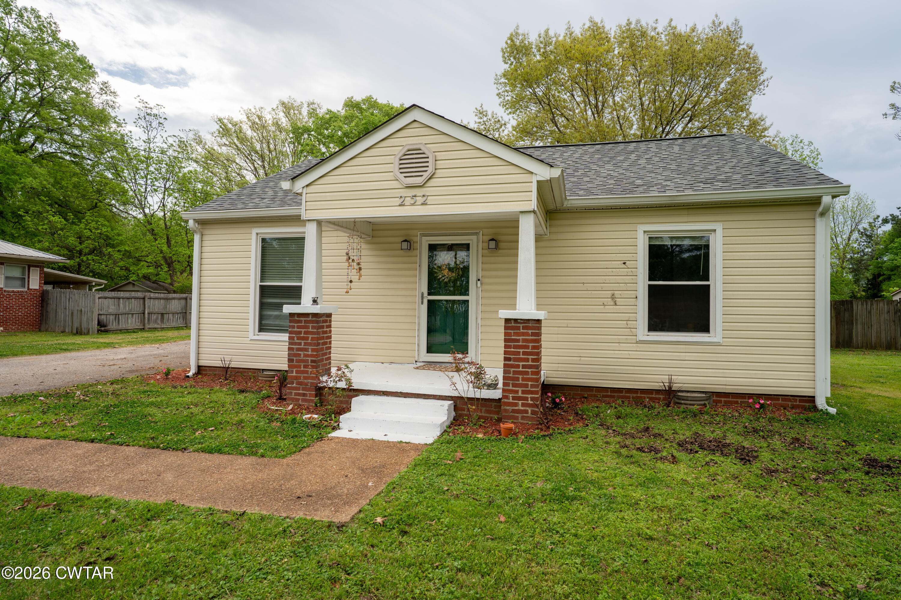252 Bolivar Highway Jackson, TN 38301 - Photo 5 of 35 252BolivarHwy-0021-HDR