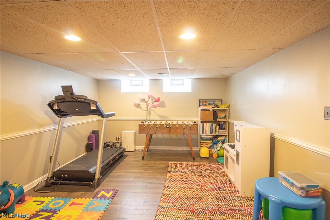 9909 Reichert Road Cleveland, OH 44130 - Photo 24 of 29