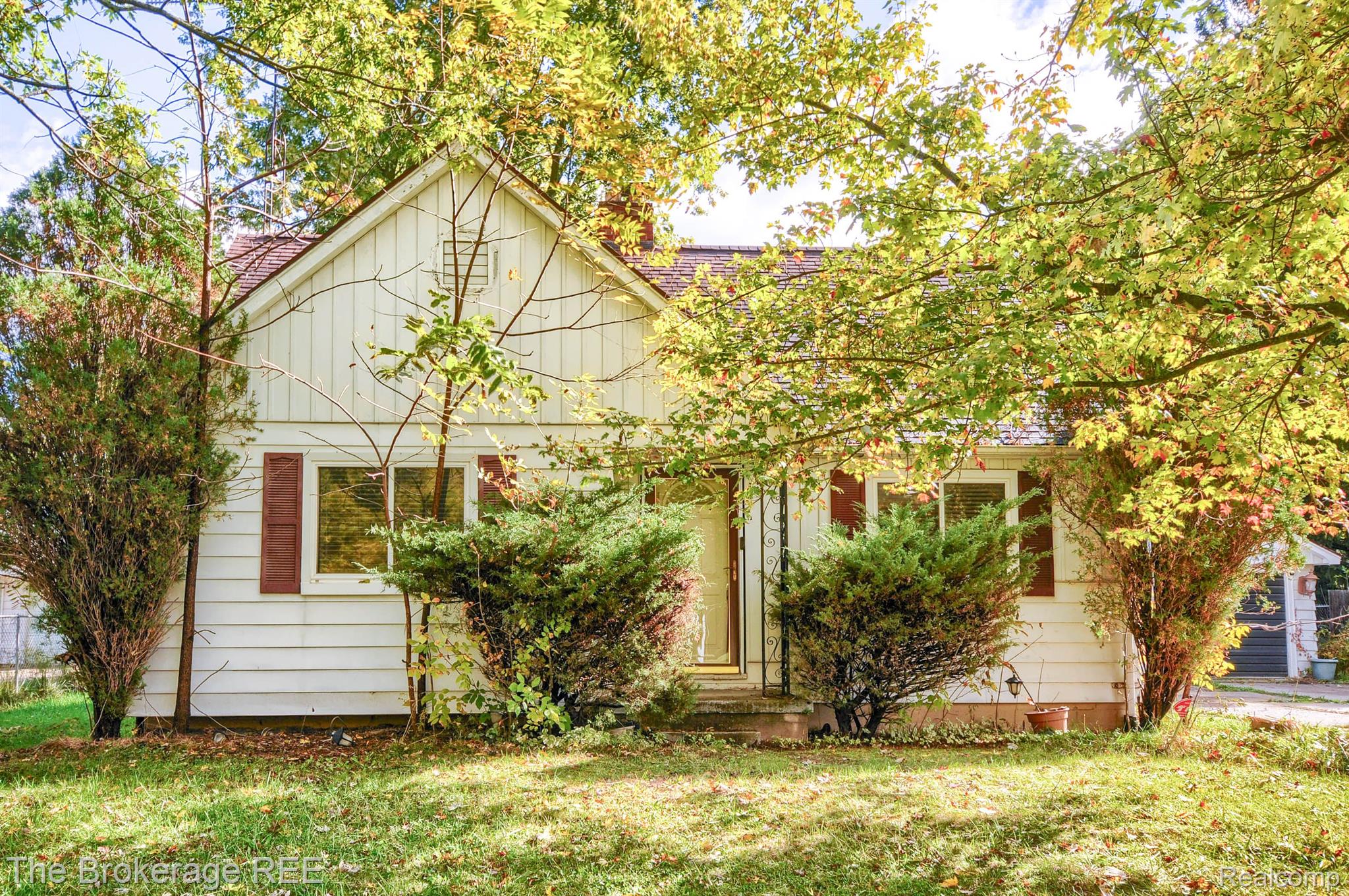 2283 Howe Road Burton, MI 48519 - Photo 1 of 34 Gallery Image 1