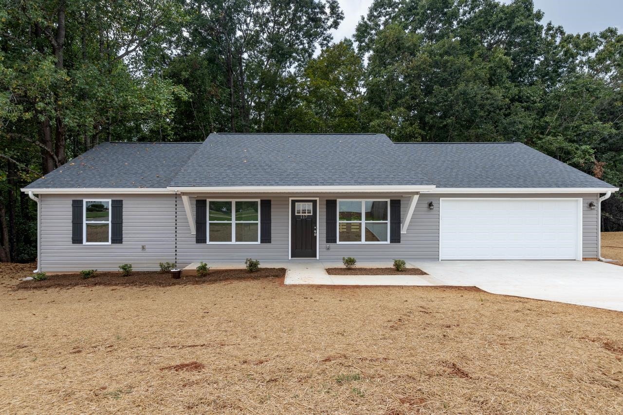 117 Patio Road Easley, SC 29642 - Photo 1 of 36 Gallery Image 1