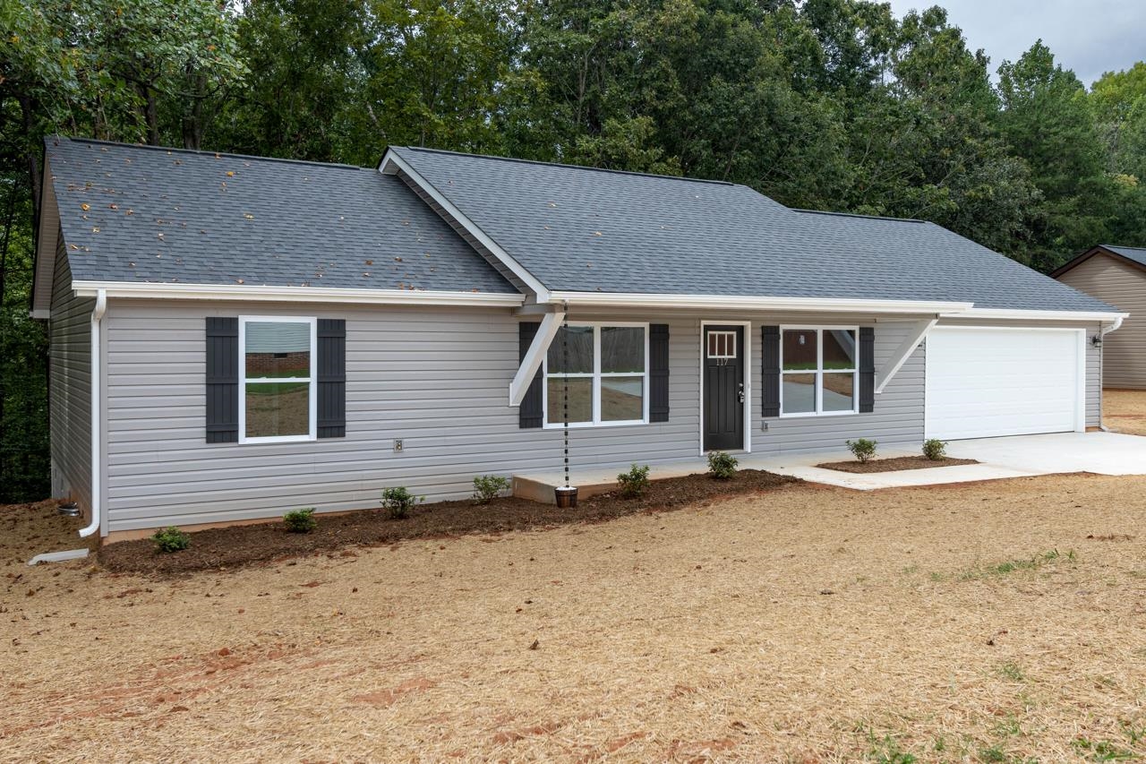 117 Patio Road Easley, SC 29642 - Photo 9 of 36 Gallery Image 9