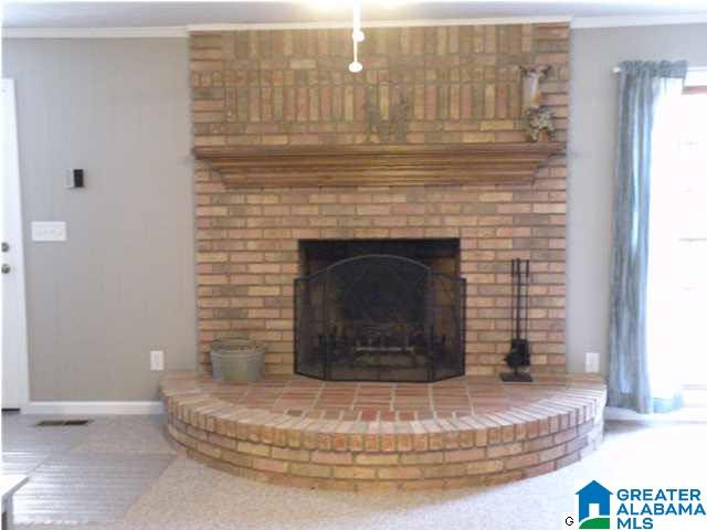64 Honeysuckle Lane Sylacauga, AL 35150 - Photo 4 of 20