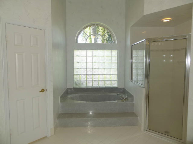 12226 Rockledge Circle Boca Raton, FL 33428 - Photo 15 of 28 MASTER BATHROOM
