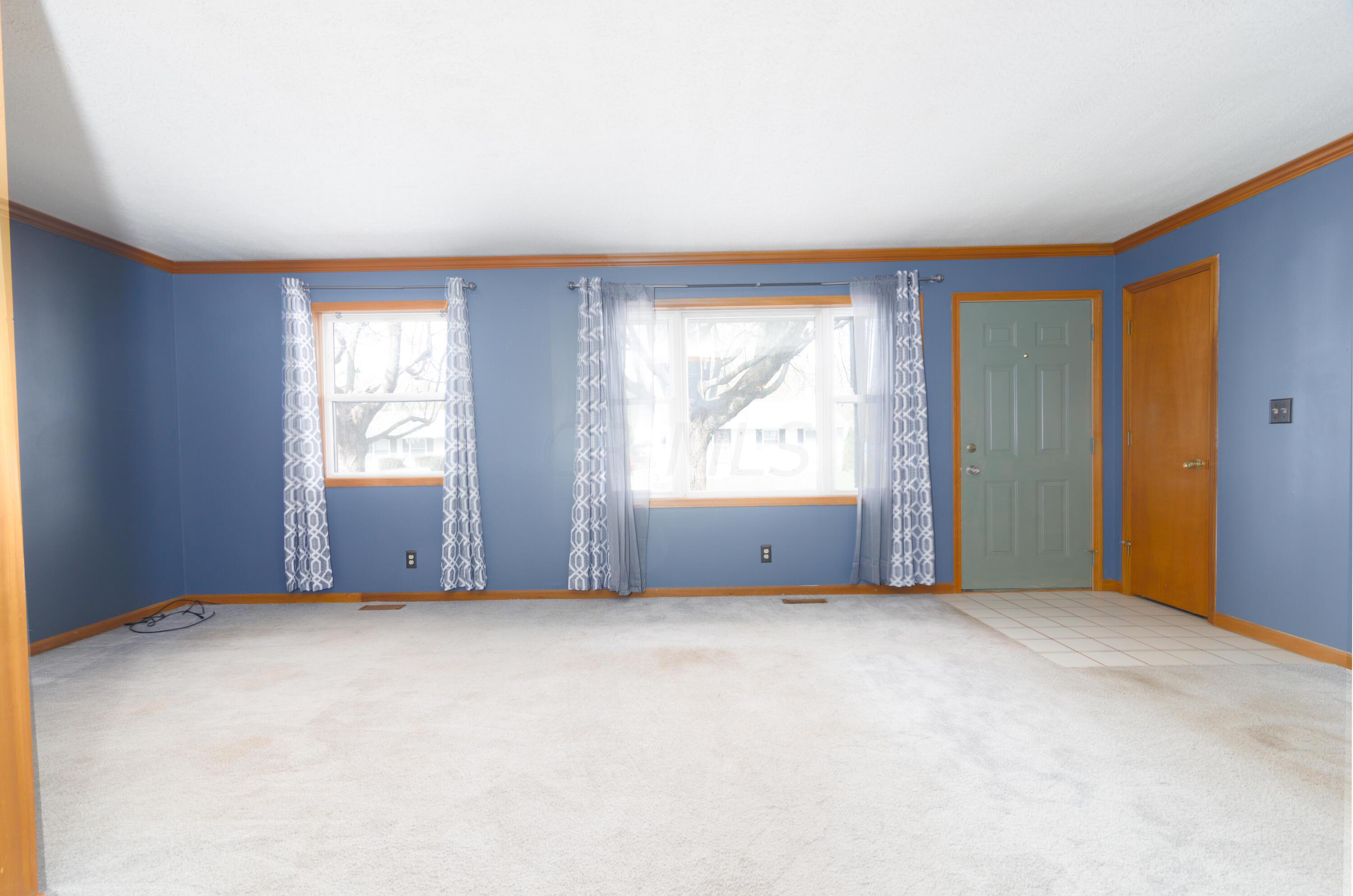 3434 Negley Road Columbus, OH 43232 - Photo 2 of 35 3434 Negley-8