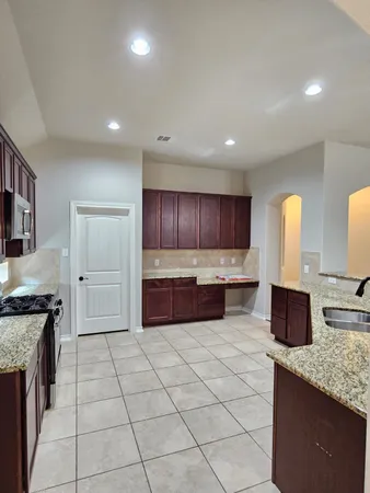 $2,250 | 3618 Diamond Creek Drive, Missouri City, TX 77459