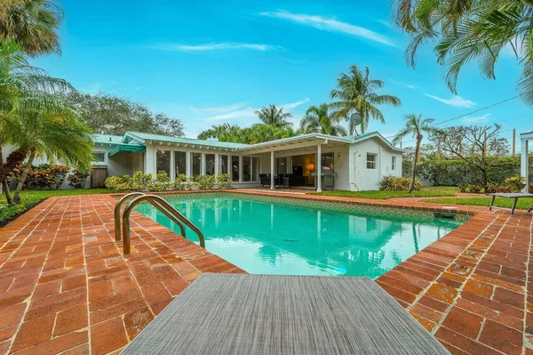 $17,000 | 127 Miramar Way, West Palm Beach, FL 33405