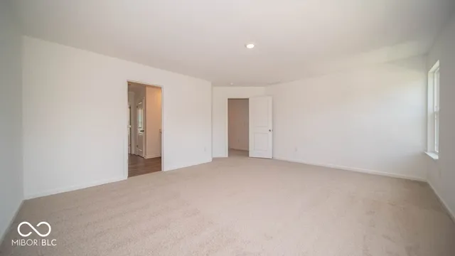 $291,900 | 6122 Cascades Drive, Whitestown, IN 46075