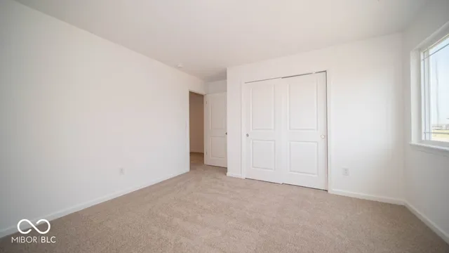 $291,900 | 6122 Cascades Drive, Whitestown, IN 46075