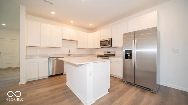 $291,900 | 6122 Cascades Drive, Whitestown, IN 46075