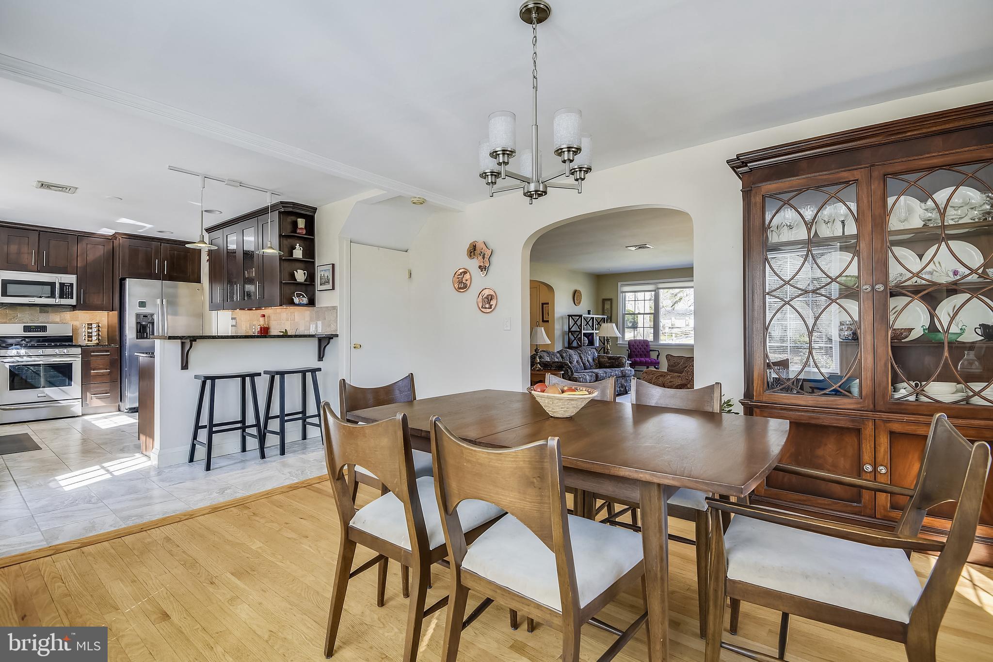 434 South Rolling Road Baltimore, MD 21228 - Photo 7 of 35
